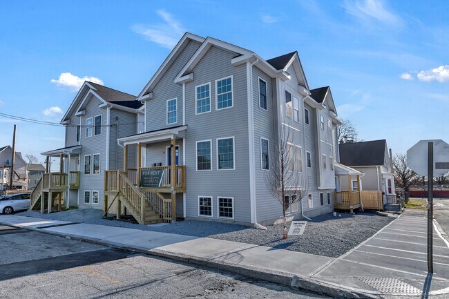 10 Anthony Ave in Providence, RI - Building Photo - Building Photo