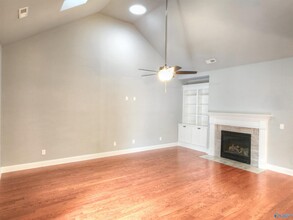 1030 Cresent Falls in Huntsville, AL - Building Photo - Building Photo