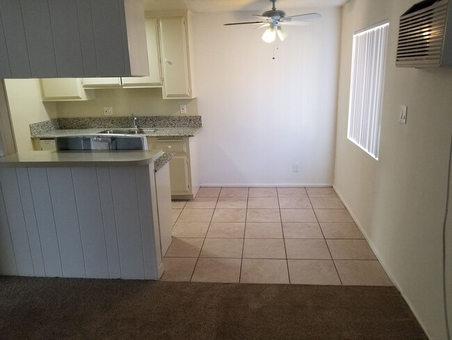 4191 Green Ave in Los Alamitos, CA - Foto de edificio - Building Photo