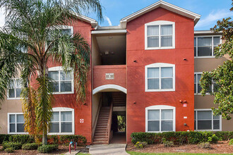 Villas at Lake Smart Apartments in Winter Haven, FL - Building Photo - Building Photo