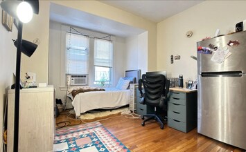 70 Strathmore Rd, Unit #11A in Boston, MA - Building Photo - Building Photo