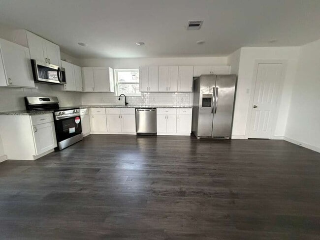 property at 5616 Hollow Pines Dr