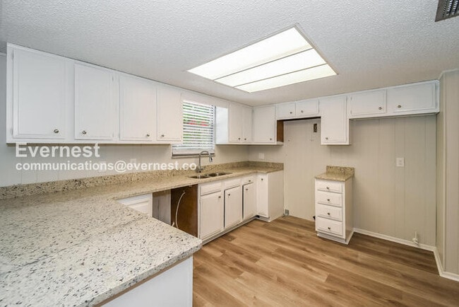 3323 Lakemar Pl in Jacksonville, FL - Building Photo - Building Photo