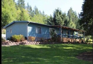 3459 US-12 in Mossyrock, WA - Building Photo - Building Photo