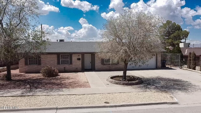 property at 3311 Drumond Rd