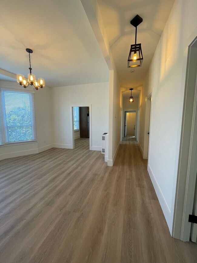 1451 16th St-Unit -A in Oakland, CA - Building Photo - Building Photo