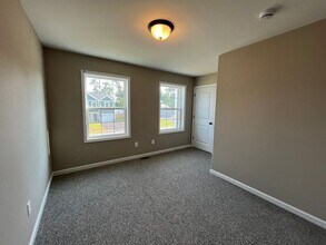 243 Woodridge Dr in Shippensburg, PA - Building Photo - Building Photo