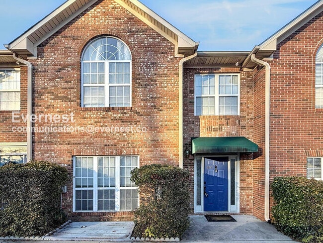 property at 607 Parkside Cir