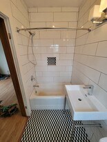 946 E Johnson St, Unit 1 in Madison, WI - Building Photo