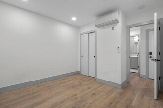 111 Bank St in Waterbury, CT - Building Photo - Building Photo