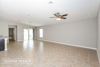 1312 Vancouver Ave SE in Palm Bay, FL - Foto de edificio - Building Photo