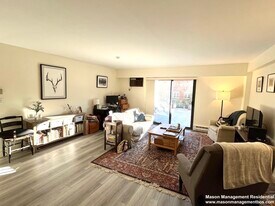 125 Pleasant St, Unit 105 in Brookline, MA - Building Photo