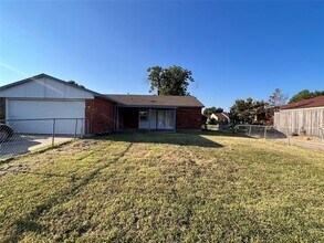 8506 Woodside Rd in Rowlett, TX - Building Photo - Building Photo