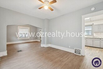 3936 Woodhaven Dr in Toledo, OH - Building Photo - Building Photo