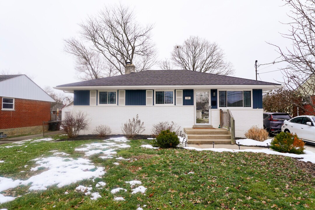 10 Powhatton Dr in Milford, OH - Building Photo