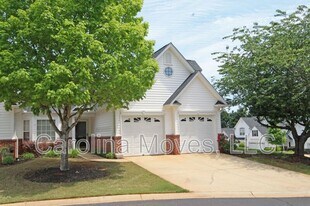 500 Cliffview Ct in Greer, SC - Building Photo