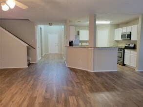 19426 Old Barngate Ln in Houston, TX - Building Photo - Building Photo