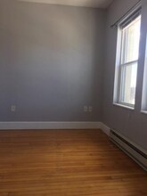 1 Centre Street Ter, Unit 3 in Boston, MA - Building Photo - Building Photo