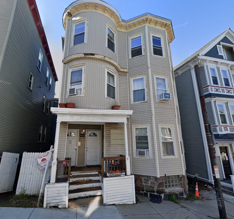 17 Sachem St, Unit 1 in Boston, MA - Building Photo