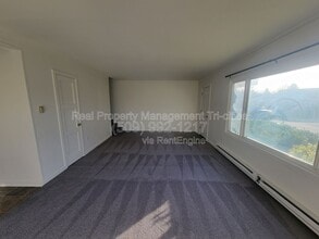 1204 Marshall Ave in Richland, WA - Building Photo - Building Photo