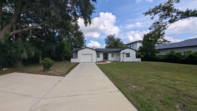property at 2712 Goldenrod Dr