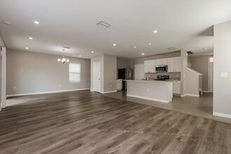 10508 Whispering Hammock Dr, Unit 813R in Riverview, FL - Building Photo - Building Photo