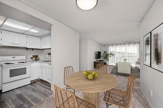 Monterra Apartments in Bellingham, WA - Foto de edificio - Building Photo