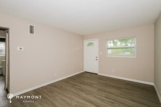 5201 S 84th St in Tampa, FL - Building Photo - Building Photo