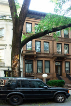 29 W 94th St in New York, NY - Building Photo - Building Photo