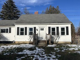 18 Arlington St in Jamestown, NY - Building Photo