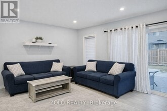 9 Charter Creek Ct in St Thomas, ON - Building Photo - Building Photo