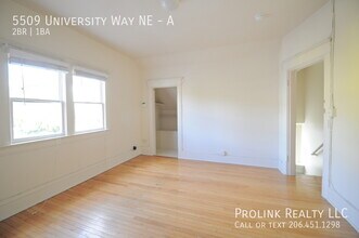 5509 University Wy NE in Seattle, WA - Building Photo - Building Photo
