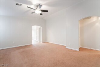 11073 Vallerosa St in Las Vegas, NV - Building Photo - Building Photo