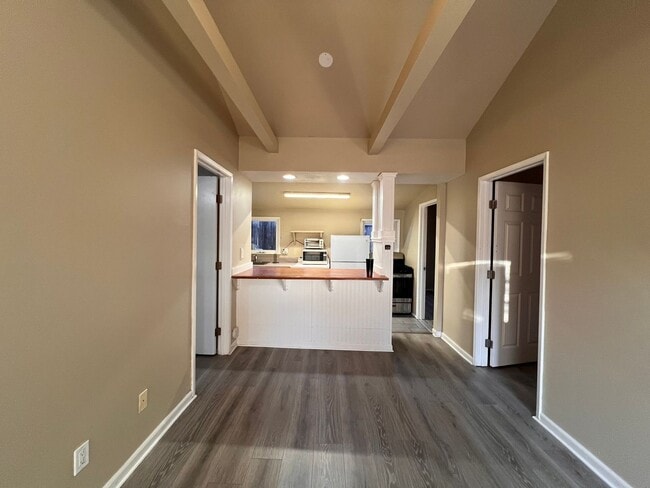 274.5 Hathway Alley in San Luis Obispo, CA - Building Photo - Building Photo