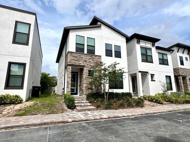property at 236 Villa Domani Ct