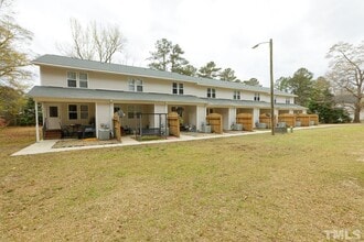 281 Marshbanks St, Unit 6 in Lillington, NC - Building Photo - Building Photo