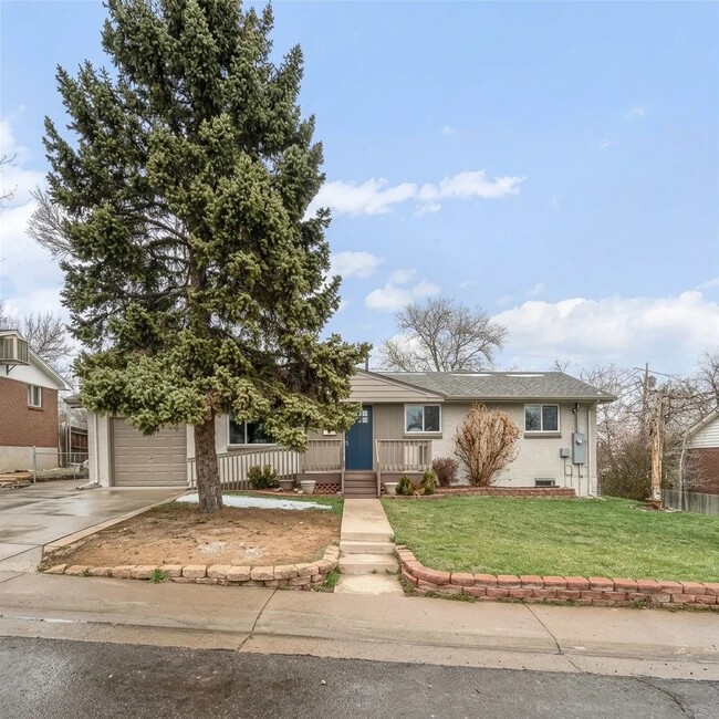 property at 89 W 81st Pl
