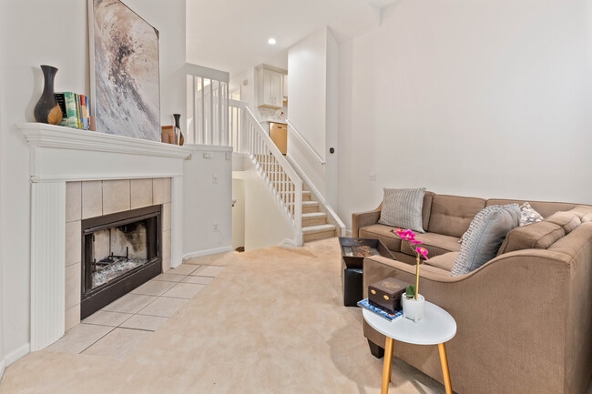 1800 Campau Farms Cir in Detroit, MI - Building Photo - Building Photo