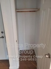 1945 Ottawa Dr in Toledo, OH - Foto de edificio - Building Photo