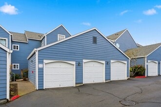 17580 NW Springville Rd in Portland, OR - Building Photo - Building Photo