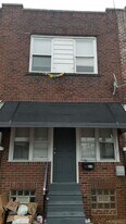 2115 S 22nd St in Philadelphia, PA - Building Photo