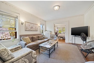 721 Foster St in Evanston, IL - Building Photo - Building Photo