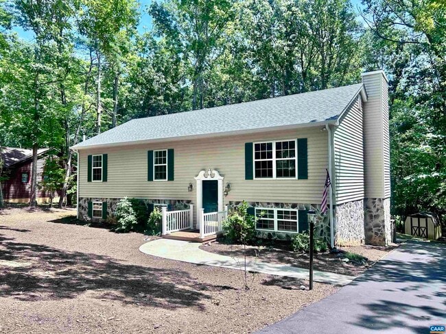 7 S Bearwood Dr in Palmyra, VA - Building Photo - Building Photo