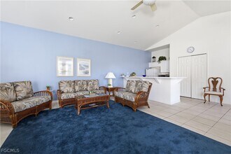 15190 Royal Windsor Ln in Ft. Myers, FL - Building Photo - Building Photo