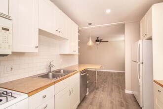 1805 Pentuckett Ave in San Diego, CA - Building Photo - Building Photo