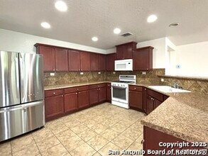 13030 Stags Leap in San Antonio, TX - Building Photo - Building Photo