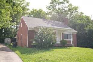 417 Pyke Rd in Lexington, KY - Building Photo