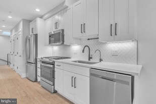 459 Florida Ave NW, Unit 4 in Washington, DC - Building Photo - Building Photo