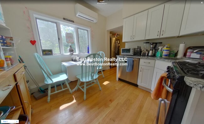 942 Broadway in Somerville, MA - Building Photo - Building Photo