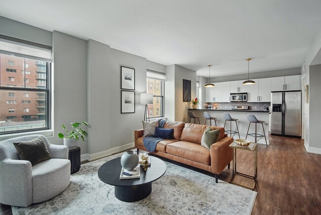 400 Walnut St